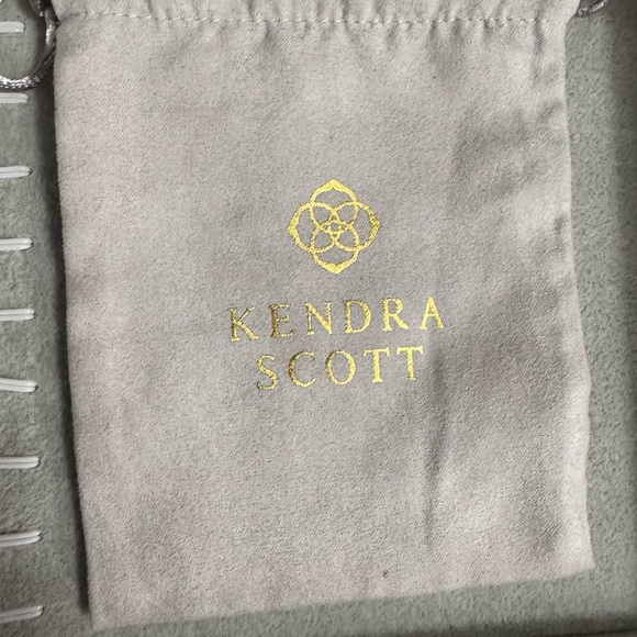 Kendra Scott Silver and Pearl Bracelet - Picture 2 of 2